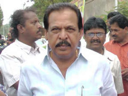 ಬೆಳ್ಳಿತೆರೆಗೆ ನಿರ್ಮಾಪಕ ಸಾ.ರಾ.ಗೋವಿಂದು ಕುಡಿ