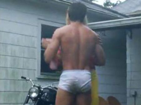 ಮೂತ್ರ ವಿಸರ್ಜನೆ ದೃಶ್ಯದಲ್ಲಿ ಹಾಟ್ ತಾರೆ ನಿಕೋಲ್