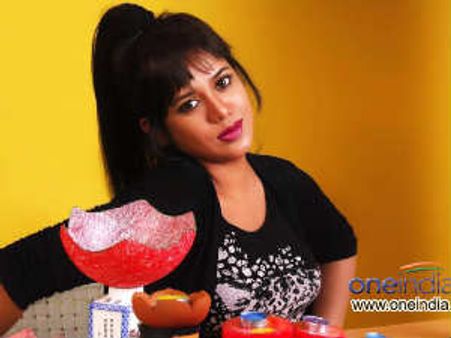 ಬಿಂದಾಸ್ ಹುಡುಗಿ ಪ್ರಿಯಾ ಹಾಸನ್ ಈಗ ಸ್ಮಗ್ಲರ್