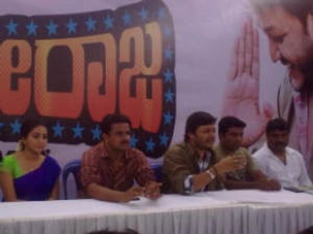 ಗಣೇಶ್ ಈಗ ಆಟೋರಾಜಾ; ಕಿಚ್ಚ ಸುದೀಪ್ ಕ್ಲಾಪ್