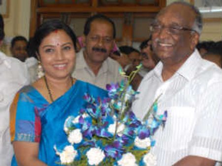 ರಾಜ್ ಕುಮಾರ್ ಹೆಸರಲ್ಲಿ ತಾರಾ ಪ್ರಮಾಣ ವಚನ