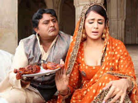 ಕೈಗೆ ಸಿಗದ ಪಾರುಲ್; ಕಾದು ಸುಸ್ತಾದ ಕೋಮಲ್