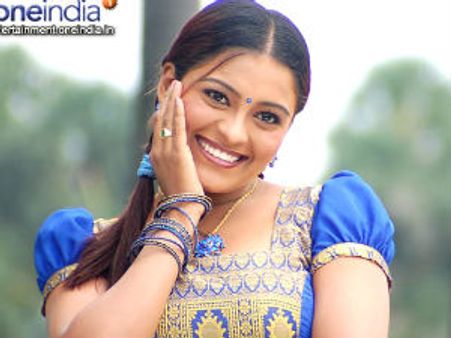 ಕನ್ನಡದ ಮೇಷ್ಟ್ರು ಚಿತ್ರದ ನಾಯಕಿ ಆತ್ಮಹತ್ಯೆಗೆ ಯತ್ನ