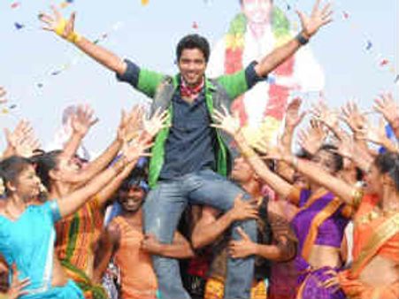 ಕಾಮಿಡಿ ಚಿತ್ರ ನೋಡುತ್ತಾ ಥಿಯೇಟರ್ ನಲ್ಲೇ ಪ್ರಸವ