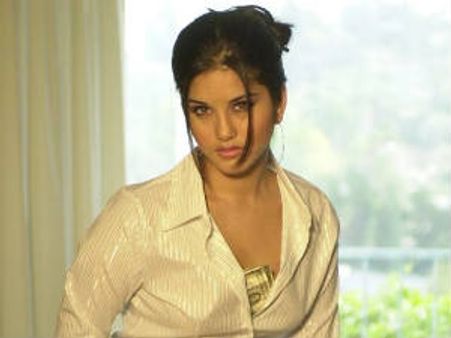 ಮಹಾ ಚಾಲಾಕಿ ಸನ್ನಿ ಲಿಯೋನ್; ರಟ್ಟಾಯ್ತು ಗುಟ್ಟು!