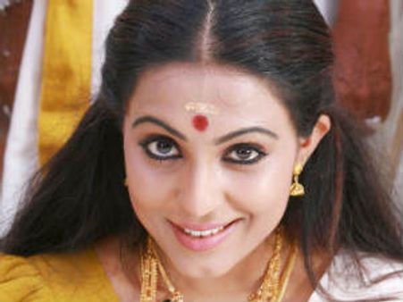 ಕನ್ನಡಕ್ಕೆ ಮಲಯಾಳಂ ಬೆಳದಿಂಗಳ ತಾರೆ ಅವಂತಿಕಾ