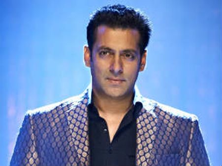 ಅಮೀರ್ ಮುಂದೆ ಮಂಡಿಯೂರಿದ 'ಟೈಗರ್' ಸಲ್ಮಾನ್