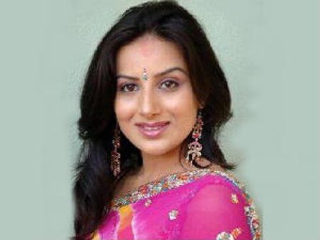 ಜೆಡಿಎಸ್ ಪಕ್ಷ ಬಿಡಲಾರೆ; ಪೂಜಾ ಗಾಂಧಿ ಸ್ಪಷ್ಟನೆ