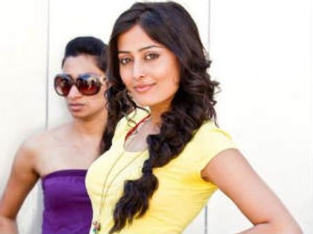 ನಿಧಿ 'ಅಜಬ್ ಗಜಬ್ ಲವ್' ಯಶಸ್ವಿಯಾಗುವುದೇ?