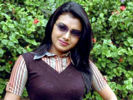 ಬಾಬುವಿನಿಂದ 25 ಕೋಟಿ ರು. ಕೇಳಿದ್ದ ಹೇಮಶ್ರೀ