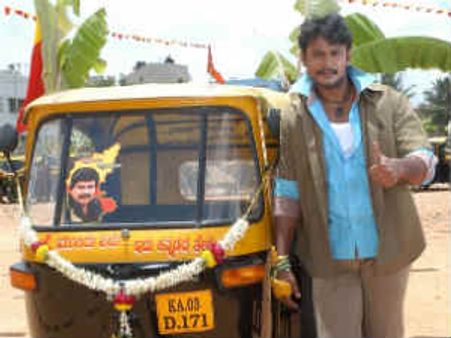 ಟಿವಿಯಲ್ಲಿ ಕಂಡ 'ಸಾರಥಿ'ಗೆ ಪ್ರೇಕ್ಷಕರು ಕ್ಲೀನ್ ಬೌಲ್ಡ್!