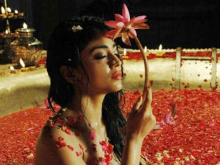 ಪ್ರೇಮ 'ಚಂದ್ರ'ಮ ಕೈಗೆ ಸಿಗುವಳೇ?