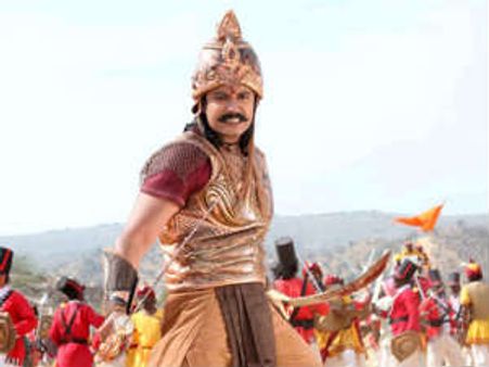 ಮೊದಲ ದಿನವೇ 3 ಕೋಟಿ ಗಳಿಸಿದ 'ಸಂಗೊಳ್ಳಿ ರಾಯಣ್ಣ'