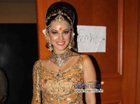 ಬಾಳಸಂಗಾತಿ ಜೊತೆ ಸನ್ನಿ ಲಿಯೋನ್ ದೀಪಾವಳಿ