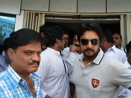 ಕನ್ನಡ ಚಿತ್ರರಂಗಕ್ಕೆ ಡಬ್ಬಿಂಗ್ ಭೂತ ಲಗ್ಗೆ ಇಡುತ್ತಾ?