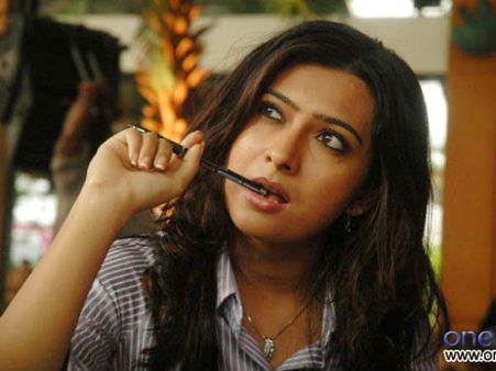 2012: ರಮ್ಯಾ ರಾಗಿಣಿ ರಾಧಿಕಾ ಯಾರು ಬೆಸ್ಟ್?