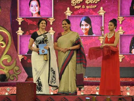 ಜೀ ಕುಟುಂಬ ಅವಾರ್ಡ್ಸ್ 2012 ಹೈಲೈಟ್ಸ್