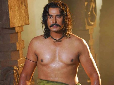 2012ರ ಸ್ಯಾಂಡಲ್ ವುಡ್ ಕಿಂಗ್ ದರ್ಶನ್