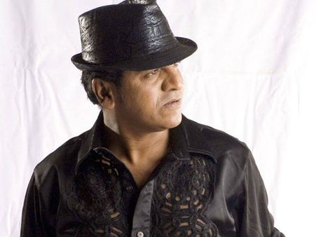 ಶಿವಣ್ಣ ಹೈ ವೋಲ್ಟೇಜ್ ಚಿತ್ರಕ್ಕೆ ಮುಂಗಡ ಬುಕಿಂಗ್