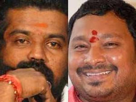 ಮೈನಾ ಆಗಯಾ, ಚಿತ್ರಮಂದಿರದಿಂದ ಚಾರ್ಮಿನಾರ್ ಚಲಾಗಯಾ