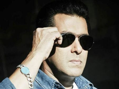 ಸಲ್ಲೂ ಮೆಂಟಲ್ ಅಲ್ಲ, ಗಾಡ್ ಫಾದರ್ ಕಣ್ರಿ