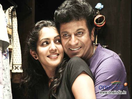 ಶಿವಣ್ಣನ ಹೊಸ ಚಿತ್ರ:ಮಳೆಯಲ್ಲಿ ಮಿಂದ ಹೂವಿನಂಥ ಹಾಡು