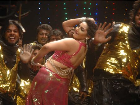 ತುಪ್ಪದ ಬೆಡಗಿ ರಾಗಿಣಿಯ ಬೆಣ್ಣೆಯಂತಹ ಚಿತ್ರಗಳು