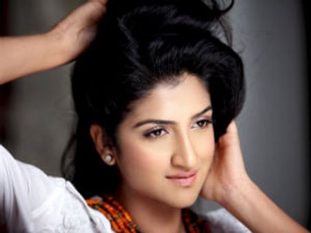 ಬಿಗ್ ಬಾಸ್ ಶೋಗೆ ಬೆಂಕಿ ಬಿರುಗಾಳಿ ರಿಷಿಕಾ ಸಿಂಗ್