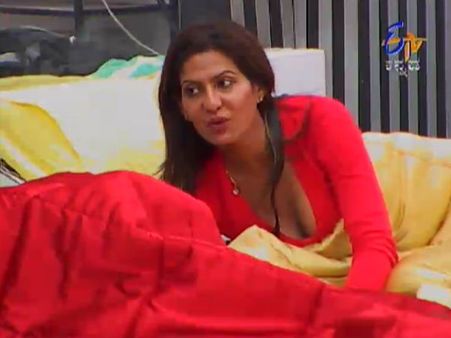 ಜಯಲಕ್ಷ್ಮಿಯನ್ನು ಹೂವಿನಂತೆ ಮೇಲೆತ್ತಿದ ರೋಹನ್