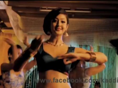 ಕಡ್ಡಿಪುಡಿಯಲ್ಲಿ ಬೆತ್ತಲೆ ಬೆನ್ನು ತೋರಿದ ಐಂದ್ರಿತಾ