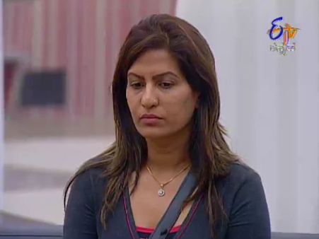 ಸಣ್ಣಪುಟ್ಟ ವಿಚಾರಕ್ಕೂ ಚಂದ್ರಿಕಾ ಕಣ್ಣೀರಧಾರೆ ಏಕೋ?