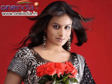 ಸದ್ಯಕ್ಕೆ ಮದುವೆ ಆಲೋಚನೆ ಕೈಬಿಟ್ಟ ಪೂಜಾಗಾಂಧಿ