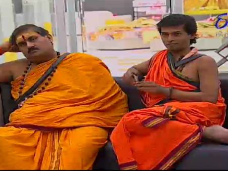 ಬಿಗ್ ಬಾಸ್ ಮನೆಯ ಟಿವಿಗೆ ಕೈಹಾಕಿದ ಋಷಿಕುಮಾರ