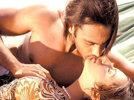 ಅಯ್ಯೋ ಗಂಡ-ಹೆಂಡತಿ ಅನ್ಬೇಡಿ ಅಣ್ಣ-ತಂಗಿ ಅನ್ನಿ!