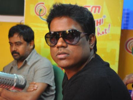 ಬಾಲಿವುಡ್ ಗೆ ಸಂಗೀತ ಮಾಂತ್ರಿಕ ಇಳಯರಾಜ ಪುತ್ರ