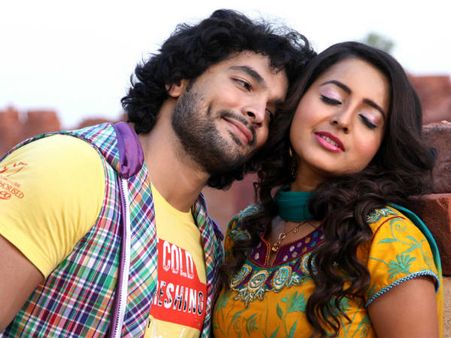 ಪಂಜಾಬಿ ಹುಡುಗಿ ಜೊತೆ ಕನ್ನಡದ ಹುಡುಗನ 'ಬರ್ಫಿ'