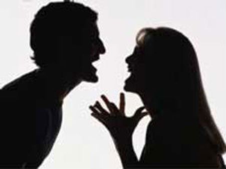 ಟಿವಿ ನಟಿ ಜೊತೆ ಸಿಕ್ಕಿಬಿದ್ದ ಗಿರಿನಗರ ಪೊಲೀಸ್ ಪೇದೆ