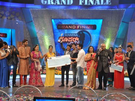 ಸುವರ್ಣ ಸೂಪರ್ ಜೋಡಿಗೆ ರು.5 ಲಕ್ಷ ಚೆಕ್