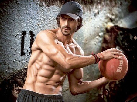 ಕಾಂಡೋಮ್ ಜಾಹೀರಾತಿನಲ್ಲಿ 'ಫ್ಯಾಮಿಲಿವಾಲಾ'