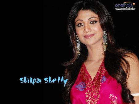 ಬಾಲಿವುಡ್ ತಾರೆ ಶಿಲ್ಪಾ ಶೆಟ್ಟಿ ಮನೆಯಲ್ಲಿ ಚೋರಿ