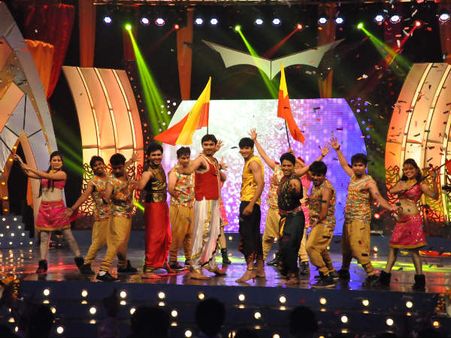 ಸುವರ್ಣ ವಿಶೇಷ ಕಾರ್ಯಕ್ರಮ ಕನ್ನಡವೇ ನಮ್ಮಮ್ಮ