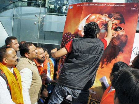 'ರಾಮ್ ಲೀಲಾ' ವಿಮರ್ಶೆ: ಡೋಂಟ್ ಮಿಸ್