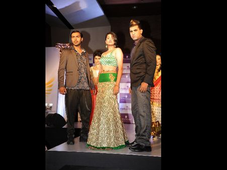 ಪ್ರಿಯಾಮಣಿ ನ್ಯಾಚುರಲ್ಸ್ ಸಲೂನ್ ಫ್ಯಾಷನ್ ಶೋ