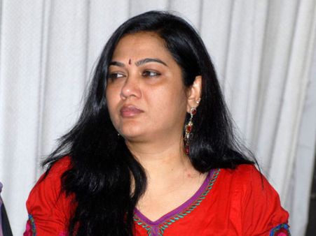 ತೆಲುಗು ನಟಿಗೆ ಅಶ್ಲೀಲ ಎಸ್ಎಂಎಸ್: ವ್ಯಕ್ತಿ ಬಂಧನ