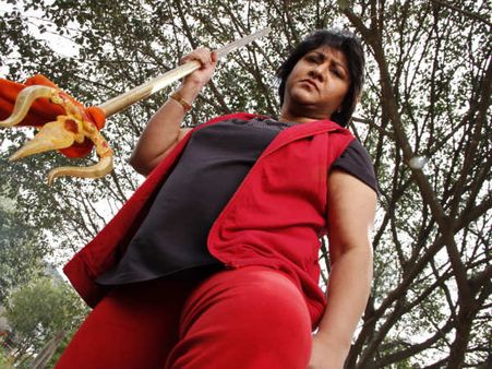 ಗುಂಡಿನ ಮತ್ತು ಗಮ್ಮತ್ತಿನಲ್ಲಿ ಕನಸಿನರಾಣಿ ಮಾಲಾಶ್ರೀ