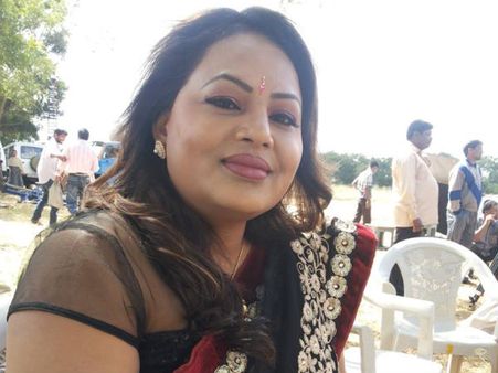 ಪೋಲಿಗಳ ಜೊತೆ ಜಾಲಿ ಬಾರಿಗೆ ನರ್ಸ್ ಜಯಲಕ್ಷ್ಮಿ