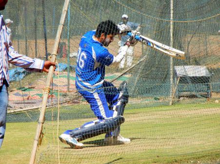 ನೆಲಮಂಗಲ ರೆಸಾರ್ಟ್ ನಲ್ಲಿ ಕರ್ನಾಟಕ ಬುಲ್ಡೋಜರ್ಸ್