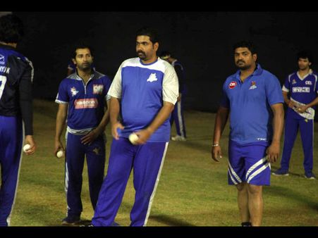 ಸಿಸಿಎಲ್ ನಾಲ್ಕನೇ ಆವೃತ್ತಿ ಭರ್ಜರಿ ಆರಂಭ