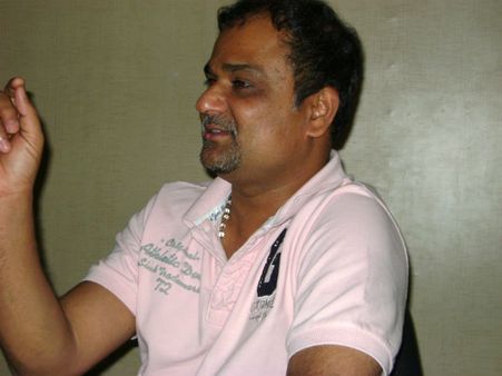 ಡಬ್ಬಿಂಗ್ ಪರ ಮಾತಾಡುವವರನ್ನಾ ದಬ್ರೀ ಆಚೆಗೆ