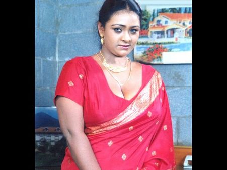 ಶಕೀಲಾ ನಿದ್ದೆಯನ್ನೇ ಭಾವಪ್ರಾಪ್ತಿ ಎಂದು ಭ್ರಮಿಸುತ್ತಿದ್ದರು